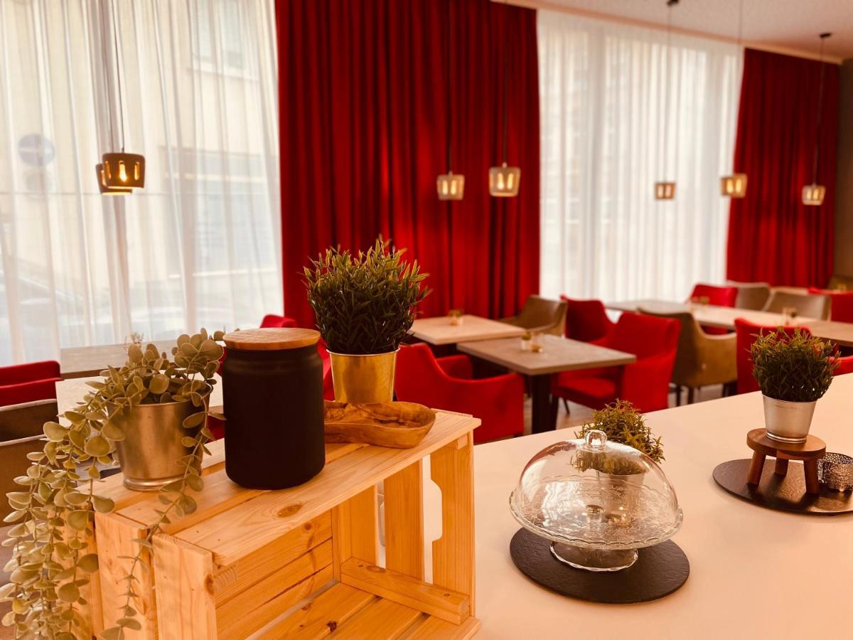 Dormero Hotel Hof Hof  Bagian luar foto